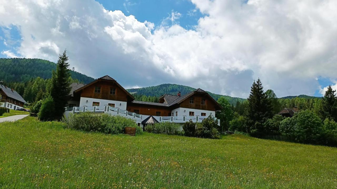 Ferienhaus Alpenblick Кракаушаттен Экстерьер фото