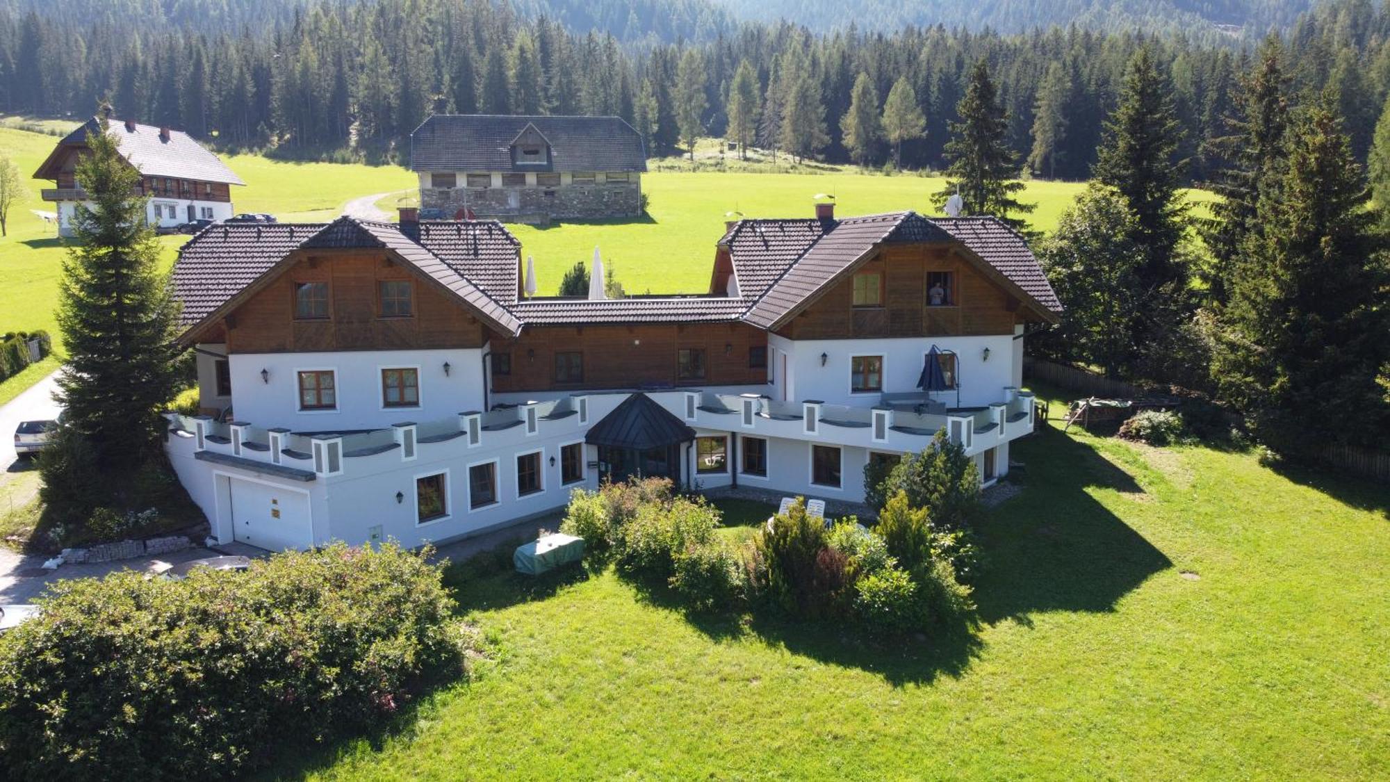 Ferienhaus Alpenblick Кракаушаттен Экстерьер фото